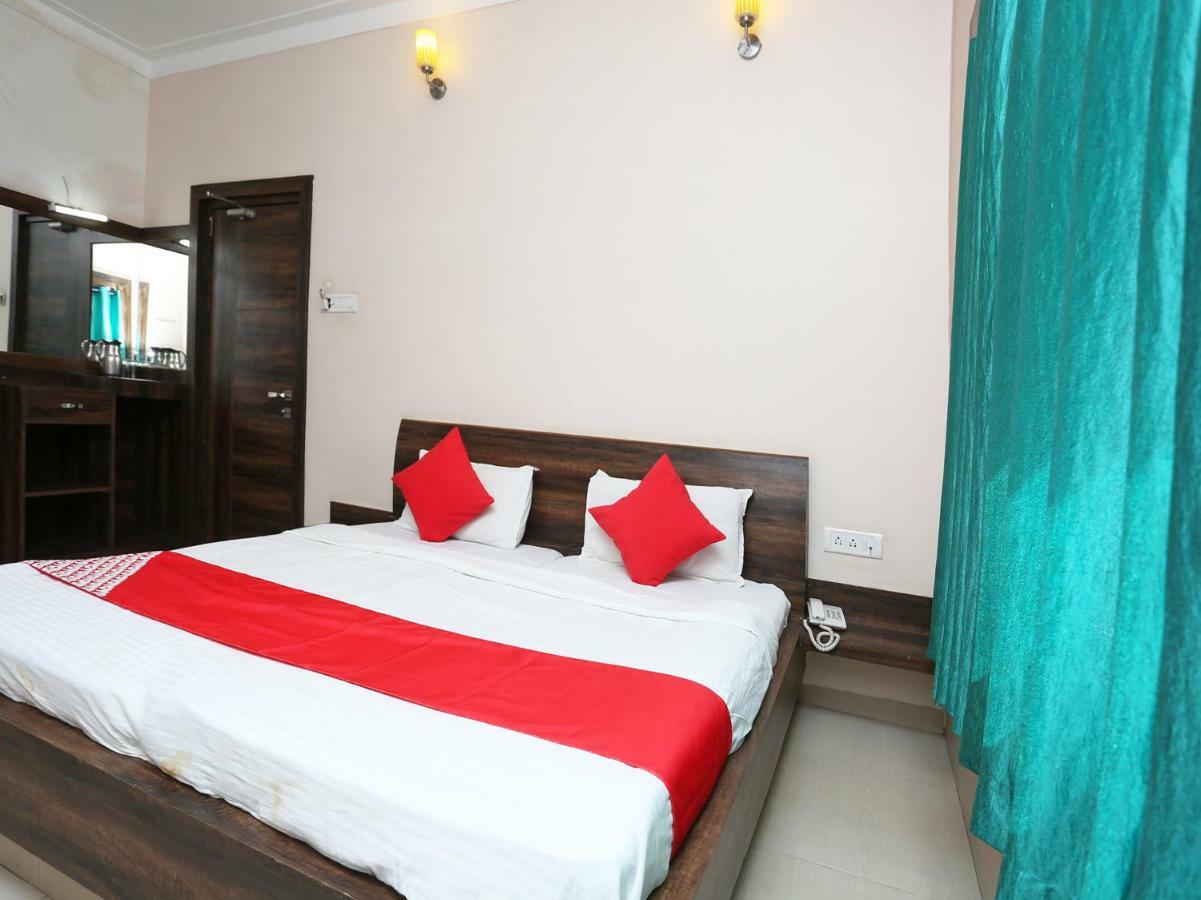 Oyo 29724 Hotel Kokila Resort จาบัลปูร์ ภายนอก รูปภาพ